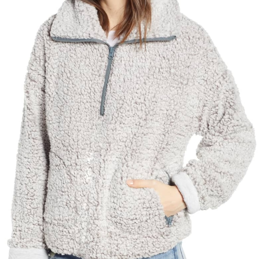 Thread and supply pullover